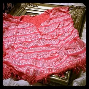 SALE! Cute pink peachy top size medium